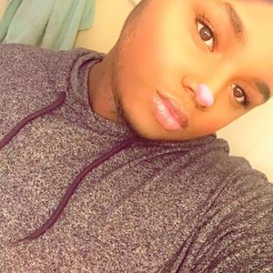 Meet your Posher, Amir